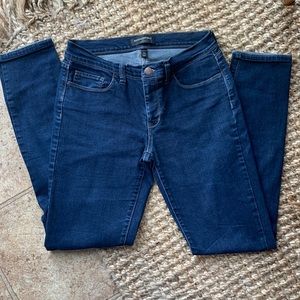 Banana Republic- skinny fit- size 27/4R- dark wash
